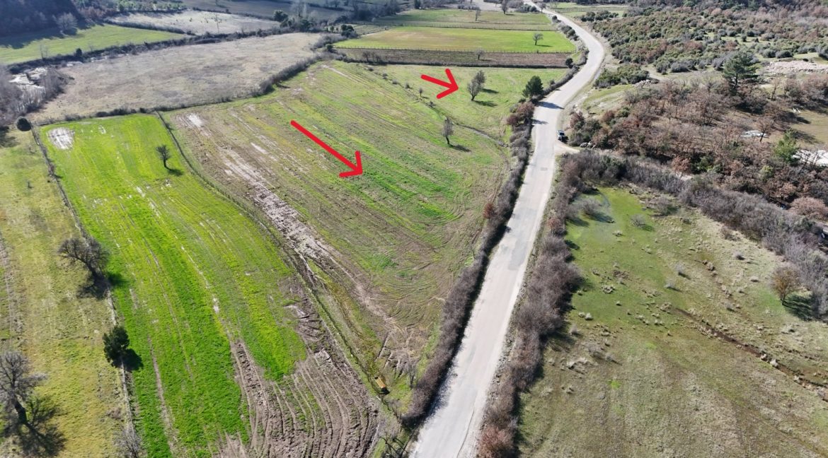 Baharlar Köyü'nde Satılık İki Adet Tarla
