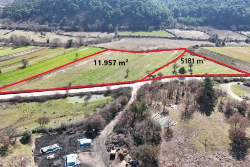 Baharlar Köyü'nde Satılık İki Adet Tarla