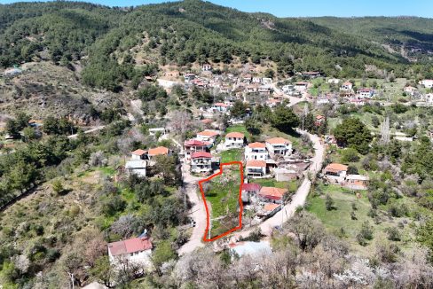 Çetmibaşı Köyü’nde Satılık 733 m² Bahçe
