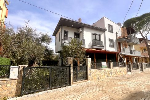 Küçükkuyu’da Eşsiz Konumda, Sıfır ve Müstakil Villa