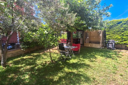 Küçükkuyu Mıhlı Mahallesi’nde Satılık Tam Müstakil Ev