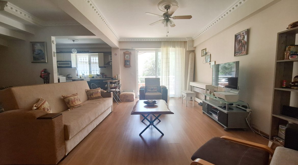 Küçükkuyu Mıhlı Mahallesi’nde Satılık Tam Müstakil Ev