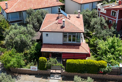 Küçükkuyu Mıhlı Mahallesi’nde Satılık Tam Müstakil Ev