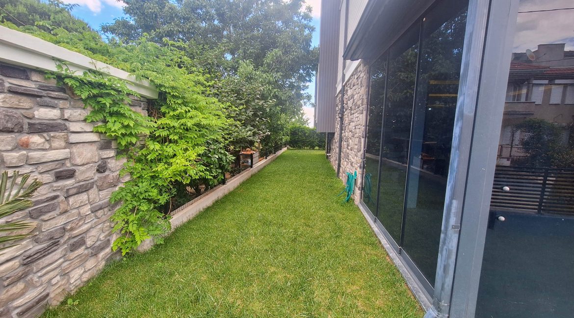 Narlı Mahallesi’nde Satılık Sıfır 4+2 Tam Müstakil çift Teraslı Tripleks