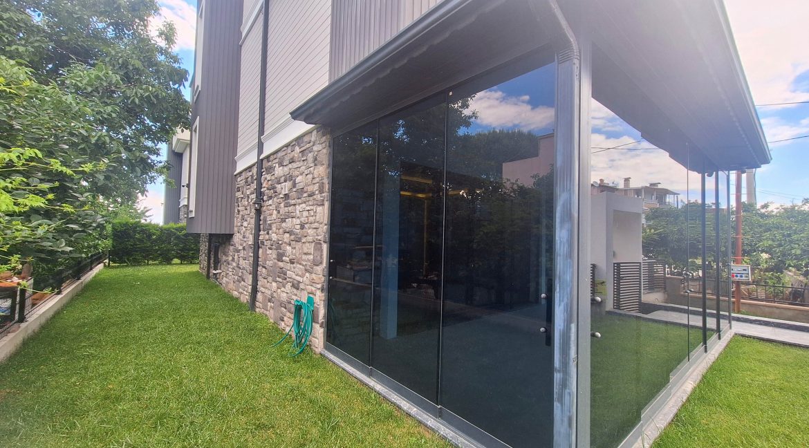 Narlı Mahallesi’nde Satılık Sıfır 4+2 Tam Müstakil çift Teraslı Tripleks