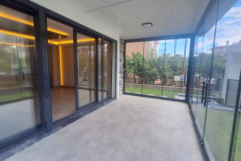 Narlı Mahallesi’nde Satılık Sıfır 4+2 Tam Müstakil çift Teraslı Tripleks