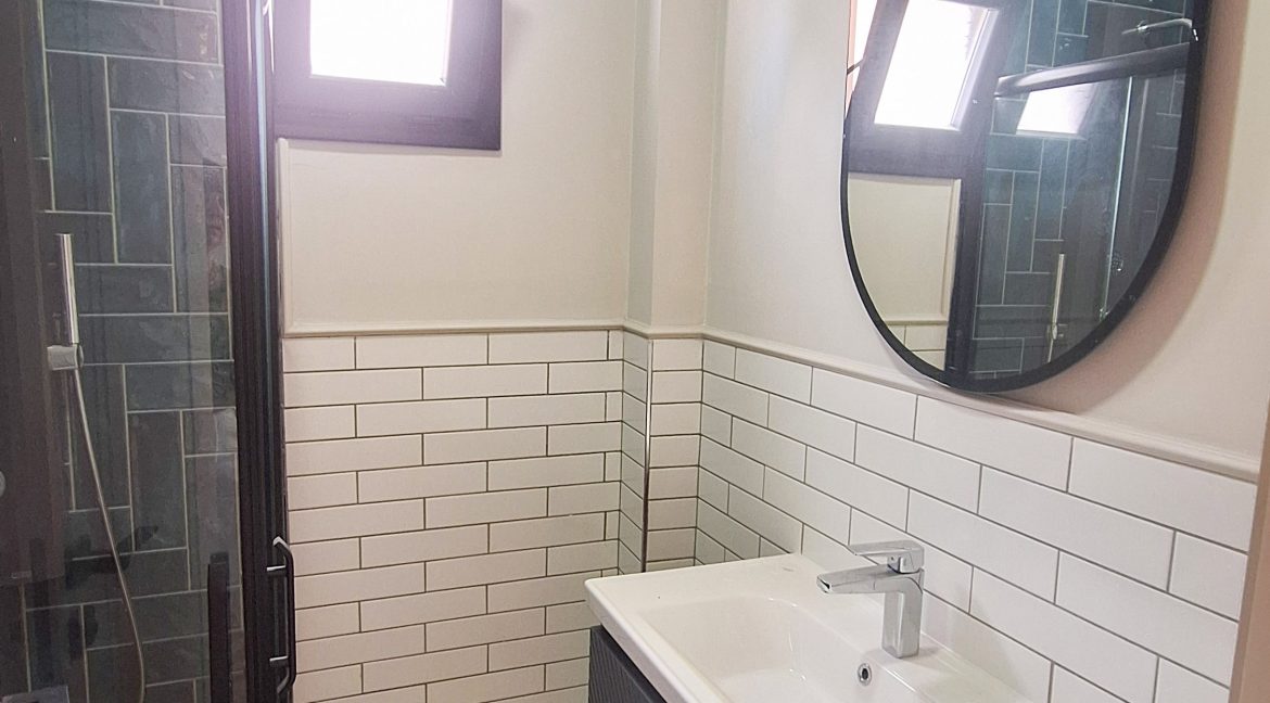 Narlı Mahallesi’nde Satılık Sıfır 4+2 Tam Müstakil çift Teraslı Tripleks