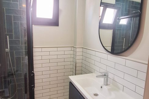 Narlı Mahallesi’nde Satılık Sıfır 4+2 Tam Müstakil çift Teraslı Tripleks