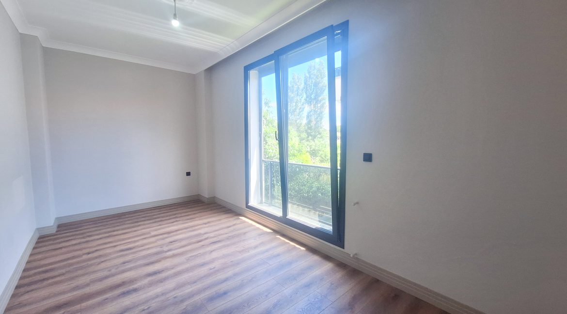 Narlı Mahallesi’nde Satılık Sıfır 4+2 Tam Müstakil çift Teraslı Tripleks