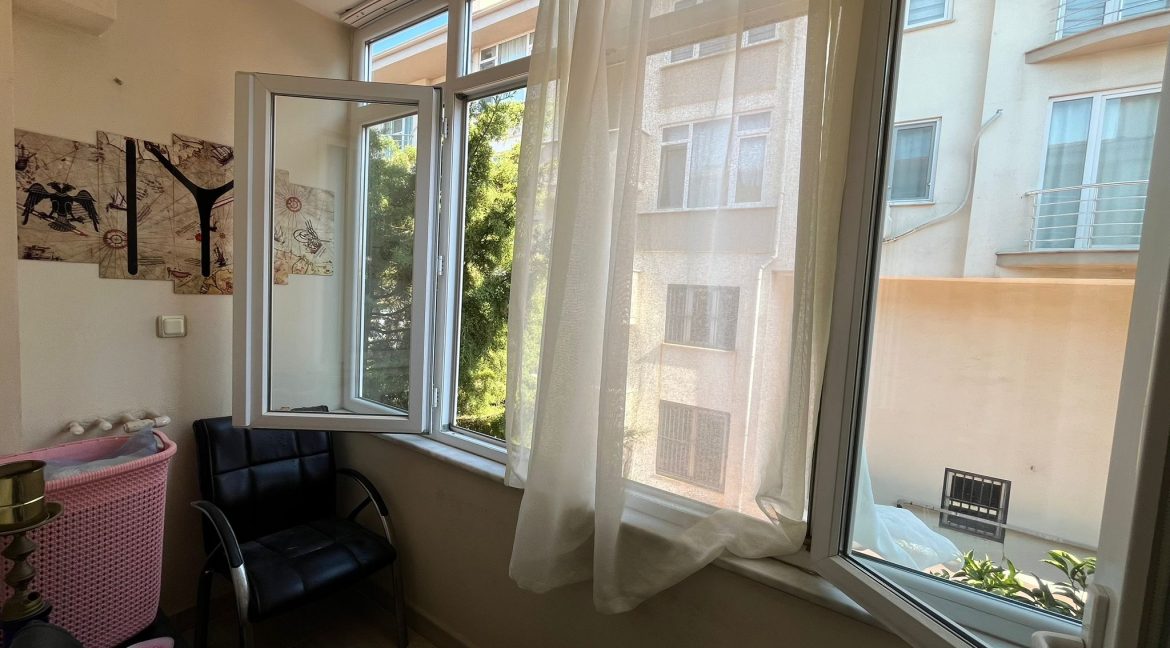 Küçükkuyu Merkezde Satılık 2+1 Satılık Avantajlı Daire (12)