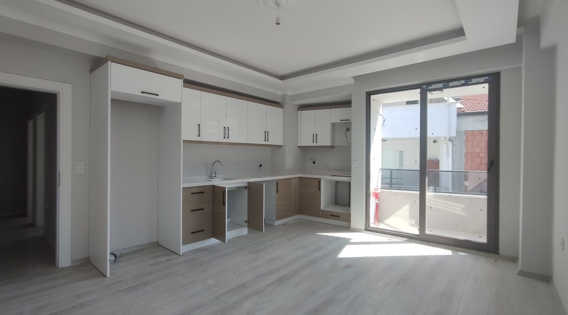 Küçükkuyu'da Satılık 2+1 Daire (11)