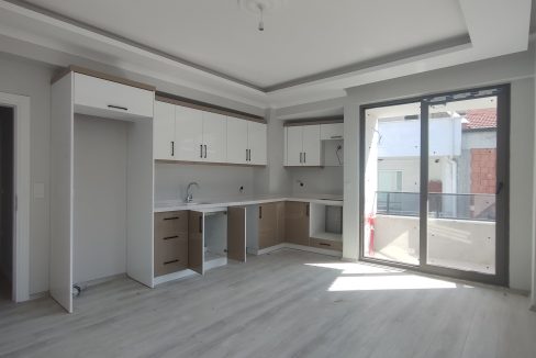 Küçükkuyu'da Satılık 2+1 Daire (11)