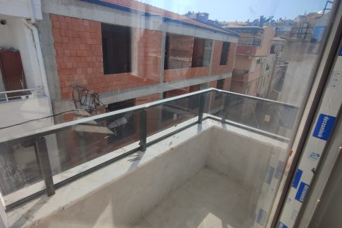 Küçükkuyu'da Satılık 2+1 Daire (12)