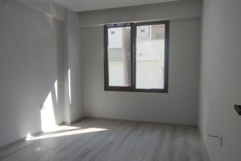 Küçükkuyu'da Satılık 2+1 Daire (4)