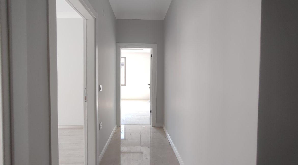 Küçükkuyu'da Satılık 2+1 Daire (8)