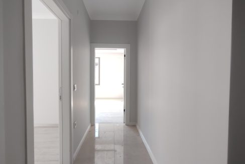 Küçükkuyu'da Satılık 2+1 Daire (8)