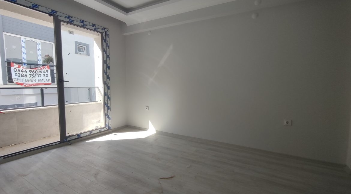 Küçükkuyu'da Satılık Ara Kat 2+1 Daire (11)