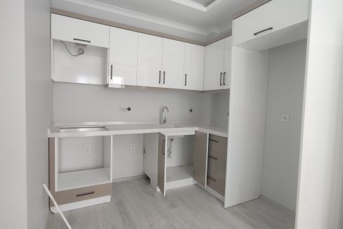 Küçükkuyu'da Satılık Ara Kat 2+1 Daire (13)