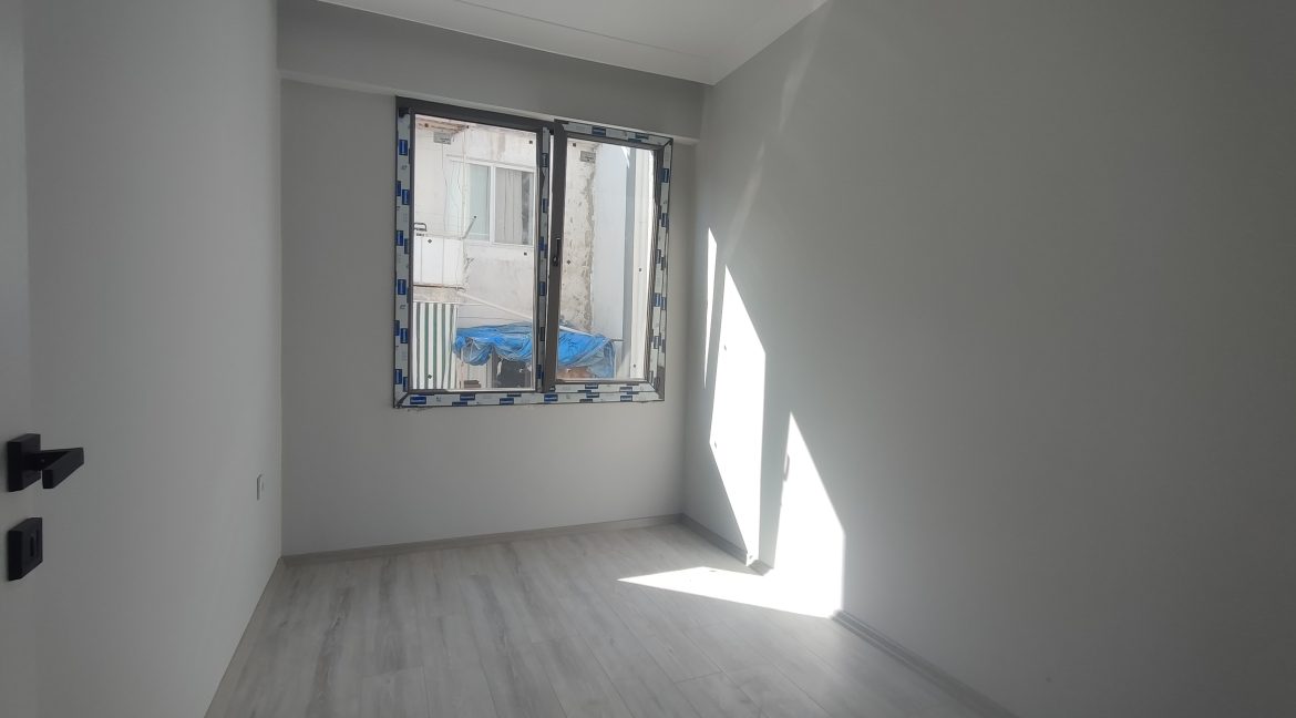 Küçükkuyu'da Satılık Ara Kat 2+1 Daire (8)