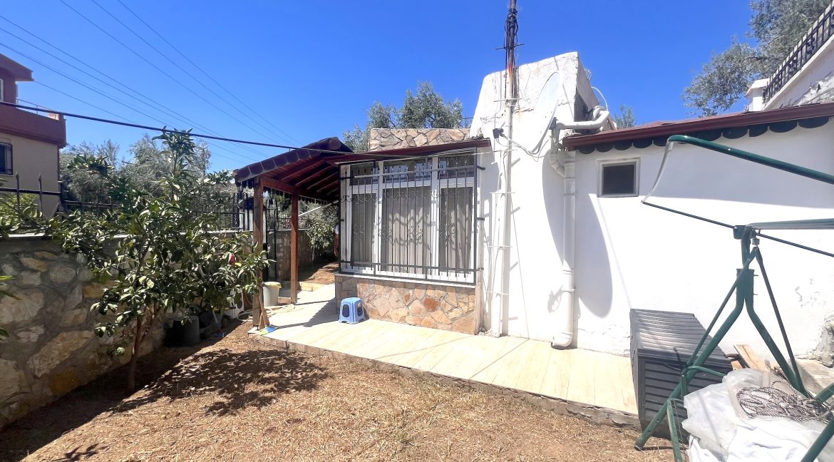 Mıhlı Mahallesi, Bağbaşı Mevkii’nde Satılık Tek Katlı 1+1 Müstakil Ev