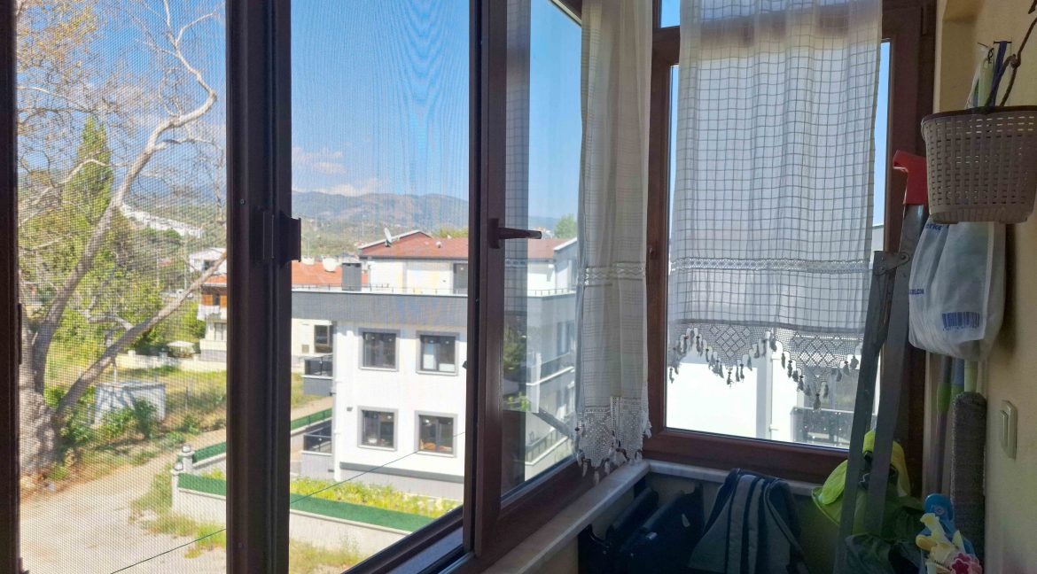 Altınoluk Narlı Sahili’nde Satılık 2+1 Daire