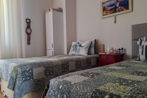 Altınoluk Narlı Sahili’nde Satılık 2+1 Daire