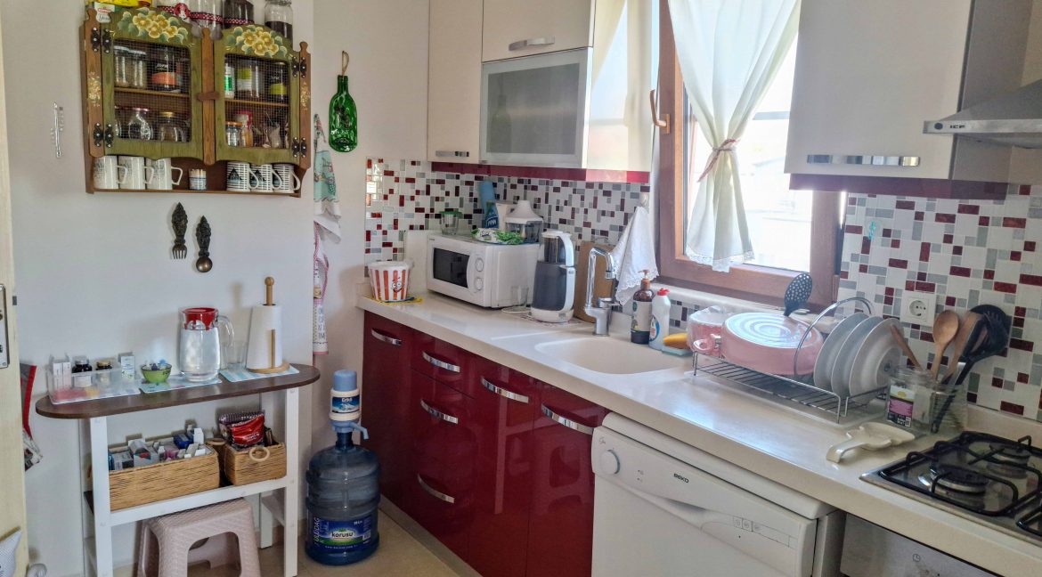 Altınoluk Narlı Sahili’nde Satılık 2+1 Daire