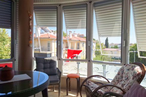 Altınoluk Narlı Sahili’nde Satılık 2+1 Daire