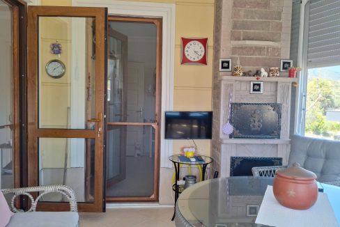 Altınoluk Narlı Sahili’nde Satılık 2+1 Daire