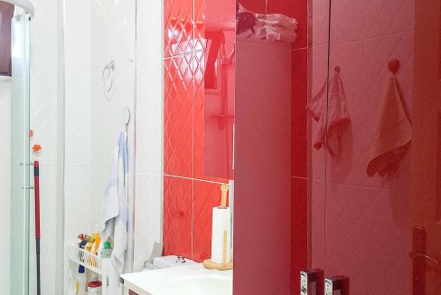 Altınoluk Narlı Sahili’nde Satılık 2+1 Daire