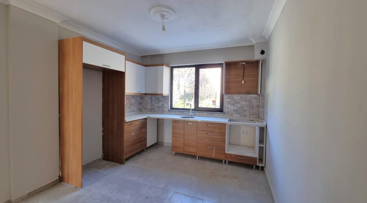 Ayvacık Yeniçam Köyü Girişi'nde Satılık Kiralık Müstakil Evler (12)