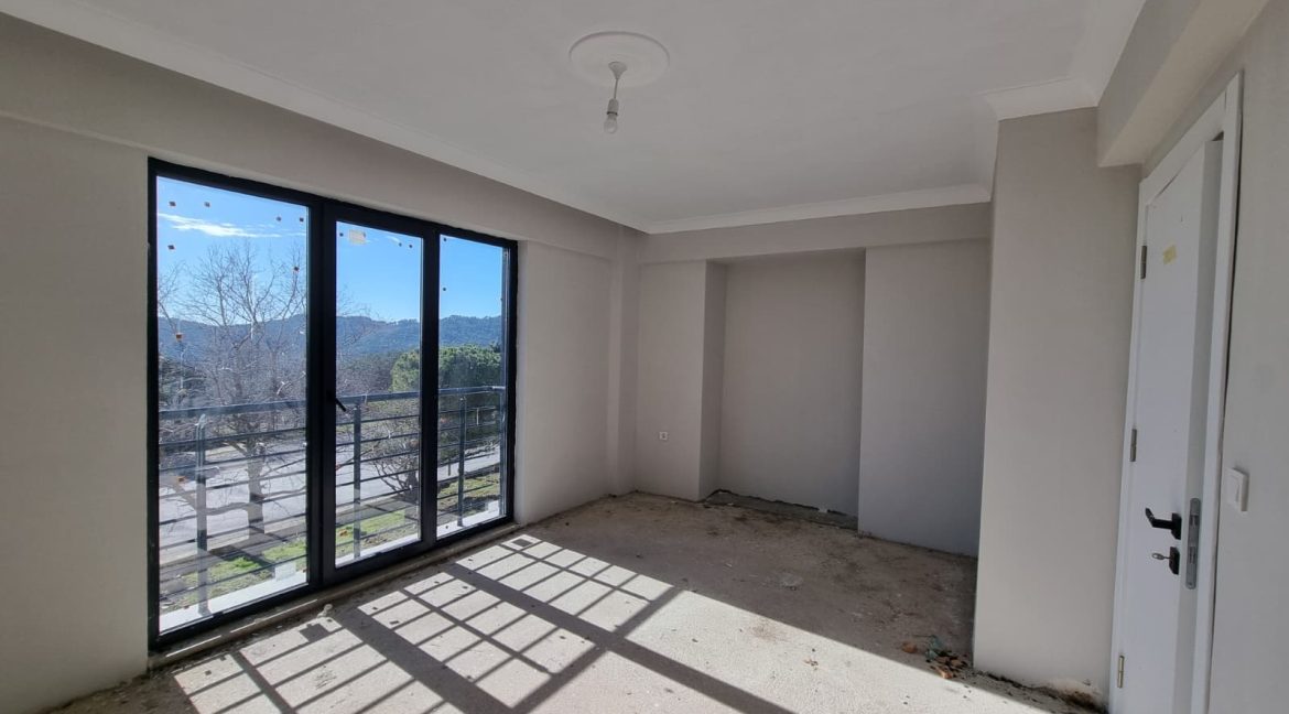 Ayvacık Yeniçam Köyü Girişi'nde Satılık Kiralık Müstakil Evler (16)