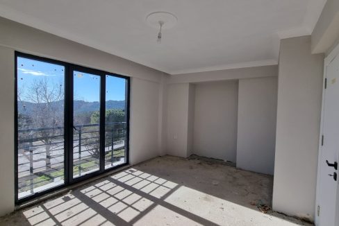 Ayvacık Yeniçam Köyü Girişi'nde Satılık Kiralık Müstakil Evler (16)