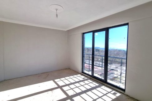 Ayvacık Yeniçam Köyü Girişi'nde Satılık Kiralık Müstakil Evler (17)