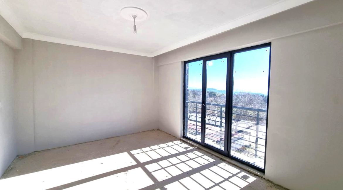 Ayvacık Yeniçam Köyü Girişi'nde Satılık Kiralık Müstakil Evler (20)