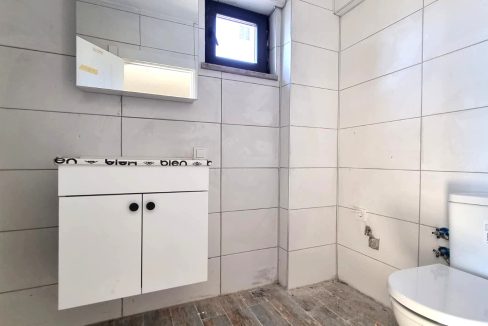 Ayvacık Yeniçam Köyü Girişi'nde Satılık Kiralık Müstakil Evler (28)