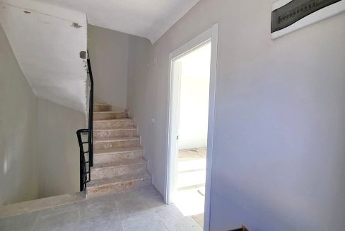 Ayvacık Yeniçam Köyü Girişi'nde Satılık Kiralık Müstakil Evler (3)