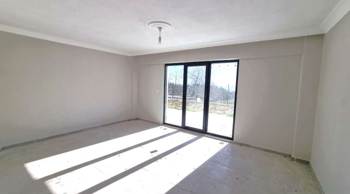 Ayvacık Yeniçam Köyü Girişi'nde Satılık Kiralık Müstakil Evler (30)