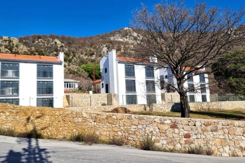 Ayvacık Yeniçam Köyü Girişi'nde Satılık Kiralık Müstakil Evler (42)