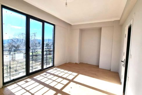 Ayvacık Yeniçam Köyü Girişi'nde Satılık Kiralık Müstakil Evler (5)