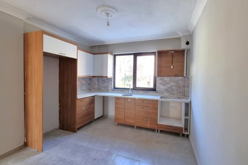 Ayvacık Yeniçam Köyü Girişi'nde Satılık Kiralık Müstakil Evler (9)