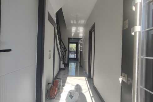 Küçükkuyu'da Satılık 4+1 Tamamen Müstakil Villa (1)