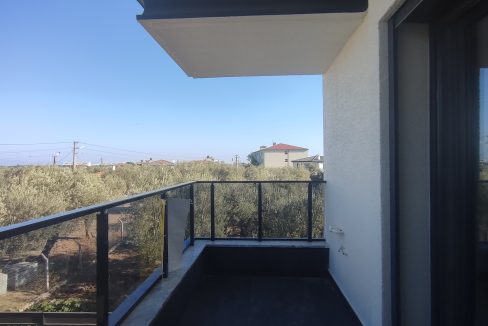 Küçükkuyu'da Satılık 4+1 Tamamen Müstakil Villa (23)