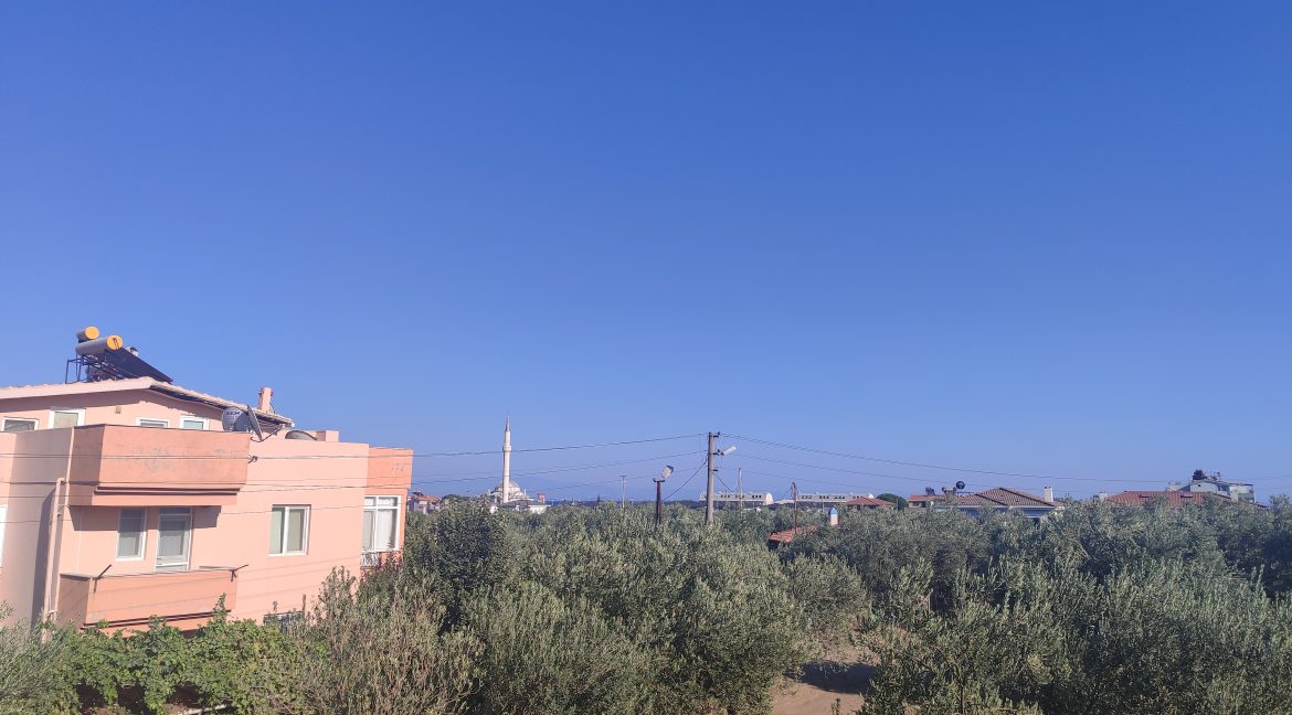 Küçükkuyu'da Satılık 4+1 Tamamen Müstakil Villa (24)