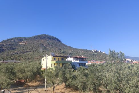 Küçükkuyu'da Satılık 4+1 Tamamen Müstakil Villa (25)