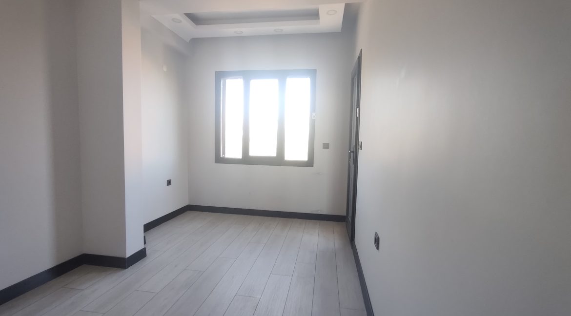 Küçükkuyu'da Satılık 4+1 Tamamen Müstakil Villa (26)