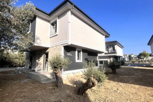 Mıhlı Mahallesi’nde Denize Yakın, Sıfır Müstakil Villalar