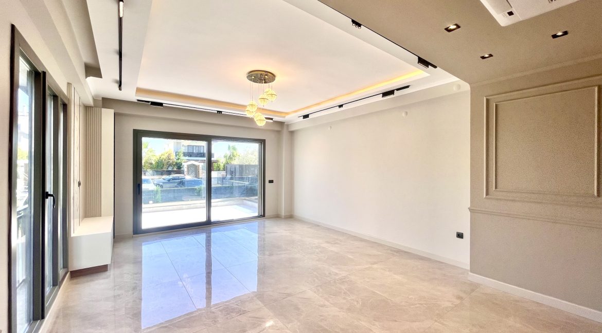 Tahtakuşlar’da Doğayla İç İçe , Modern Tasarımlı Müstakil Havuzlu Villa