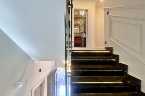 Tahtakuşlar’da Doğayla İç İçe , Modern Tasarımlı Müstakil Havuzlu Villa