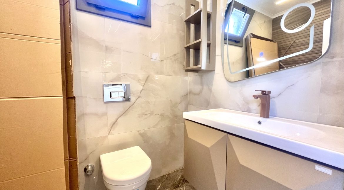 Tahtakuşlar’da Doğayla İç İçe , Modern Tasarımlı Müstakil Havuzlu Villa